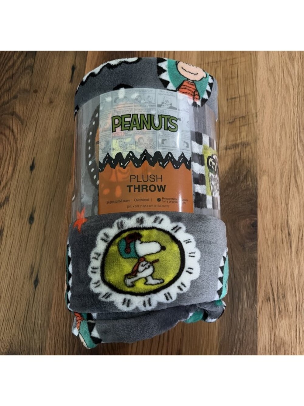 PEANUTS HALLOWEEN Snoopy Gray 5x6 ft Oversized THROW BLANKET The Big One® NEW!